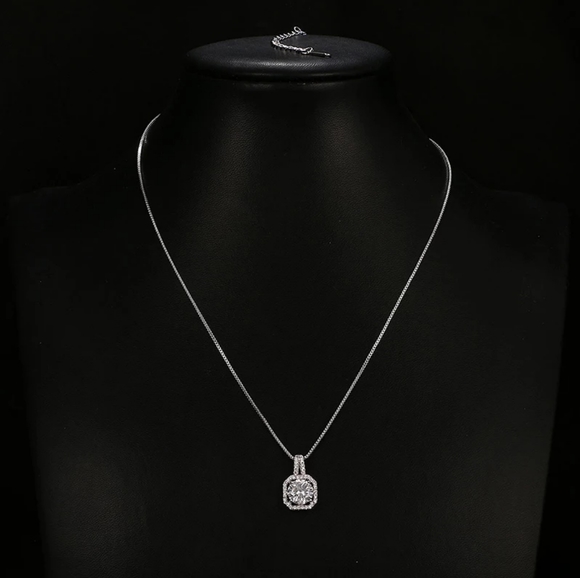 New 925 Silver Shiny Round Diamond Square Necklace - Picture 2 of 3